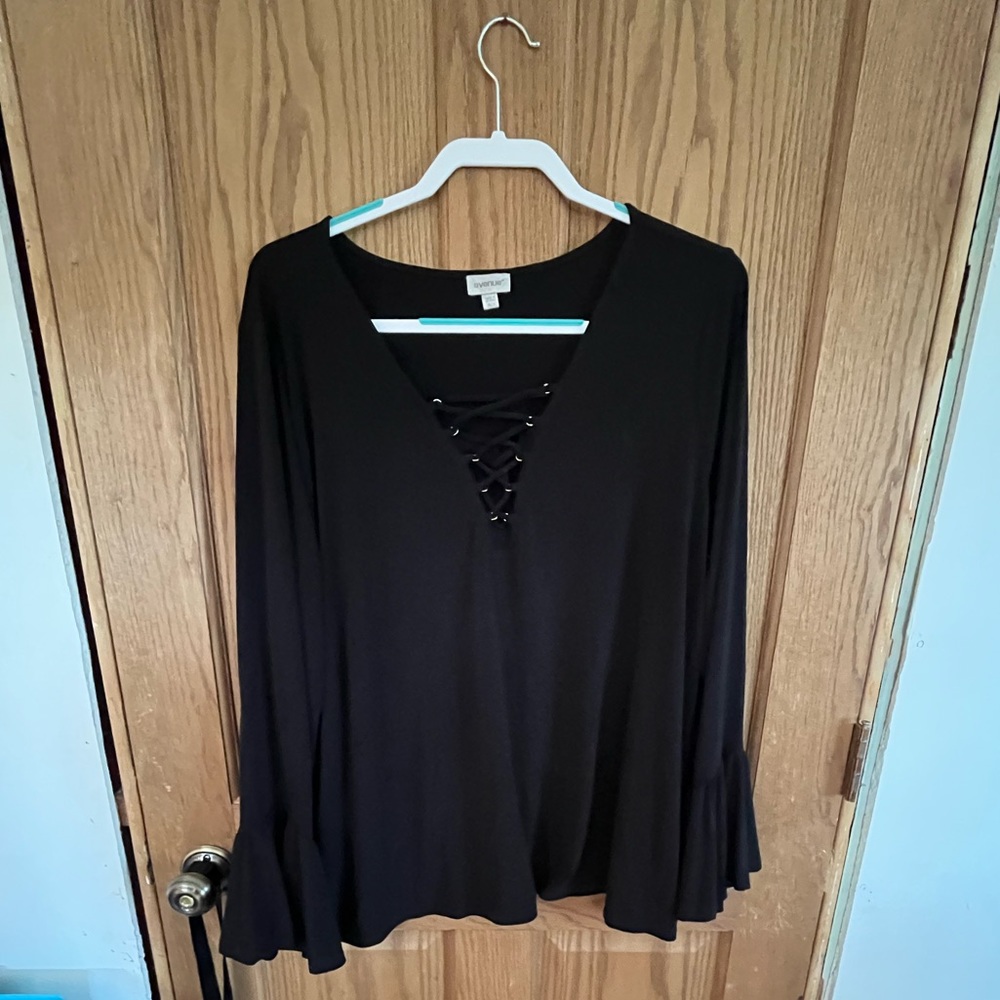 avenue black blouse - Size 18/20